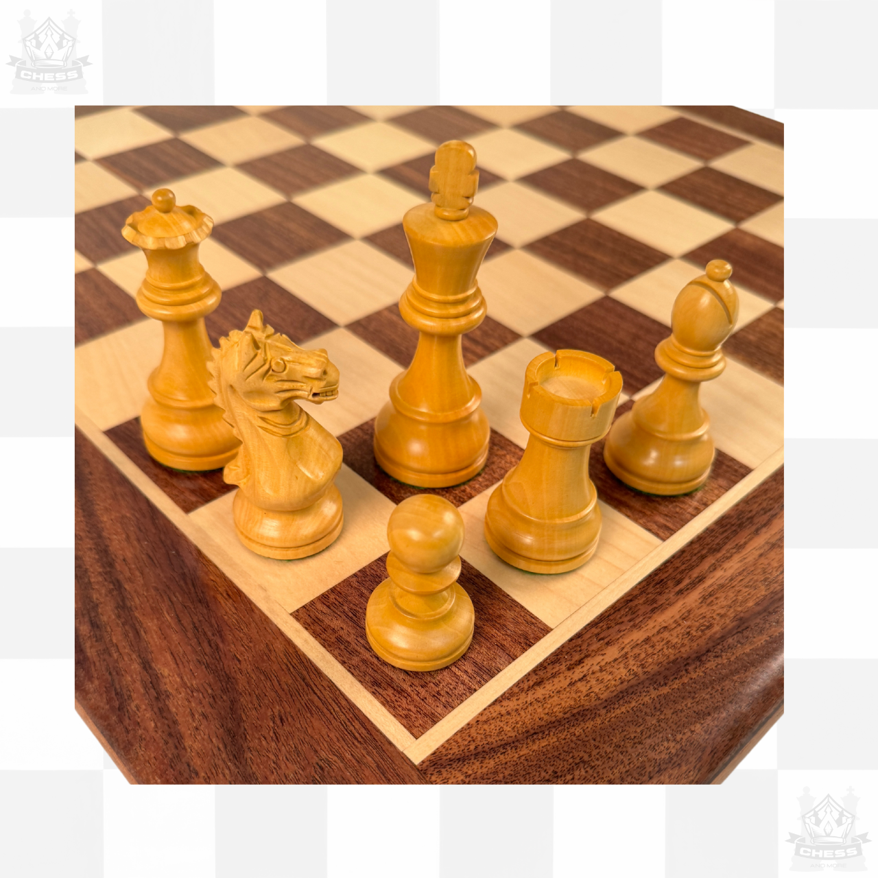 Wooden Chess Pieces 85mm Acacia and Boxwood - Chess And More. Light / Boxwood Pieces